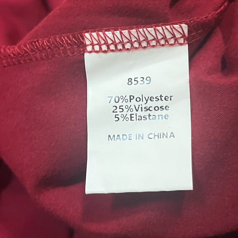 NWOT Burgundy Maroon V-Neck Oversized Blouse | Loose Fit | Size Medium - Picture 14 of 15